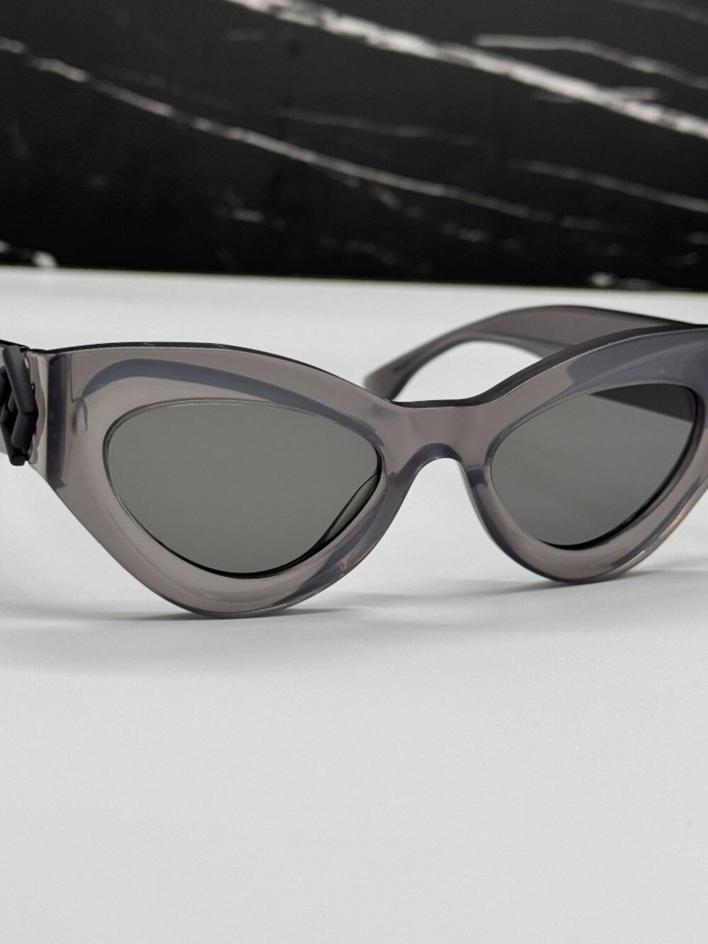 NEW FENDI FE40146I 20A SUNGLASSES GRAY WOMEN EYEWEAR FENDI - Picture 6 of 11
